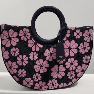 on purpose circle tote
